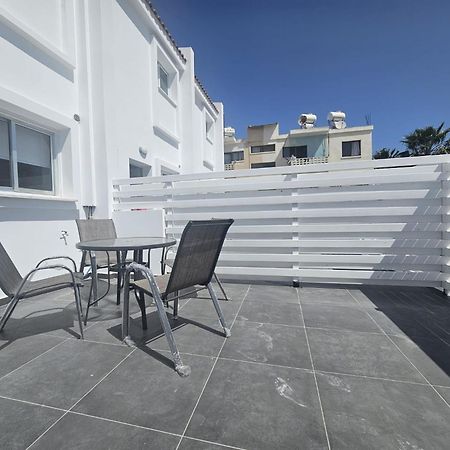 2Bd Garden Apartment Paphos Eksteriør billede